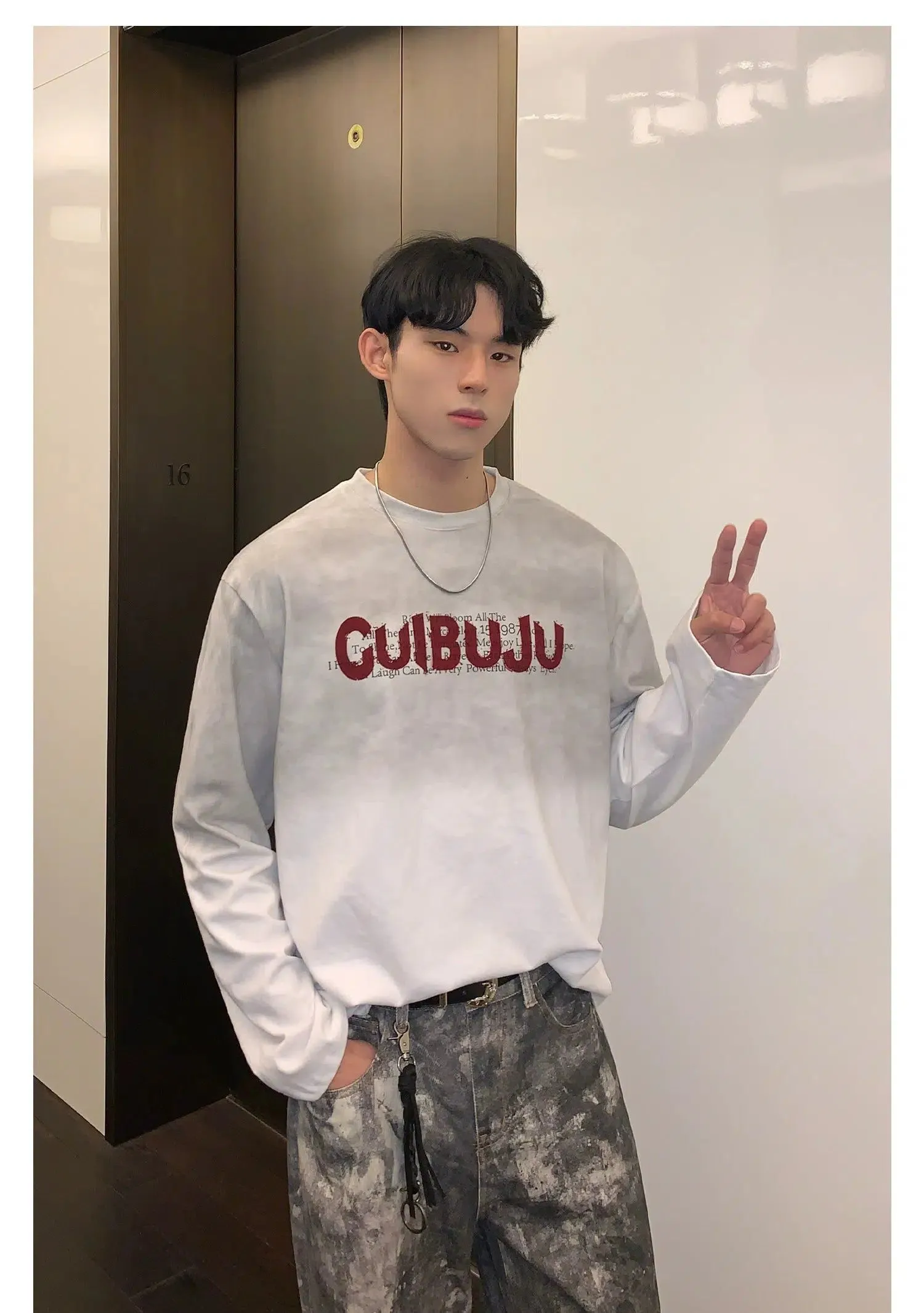 Cui Gradient Logo Long Sleeve T-Shirt