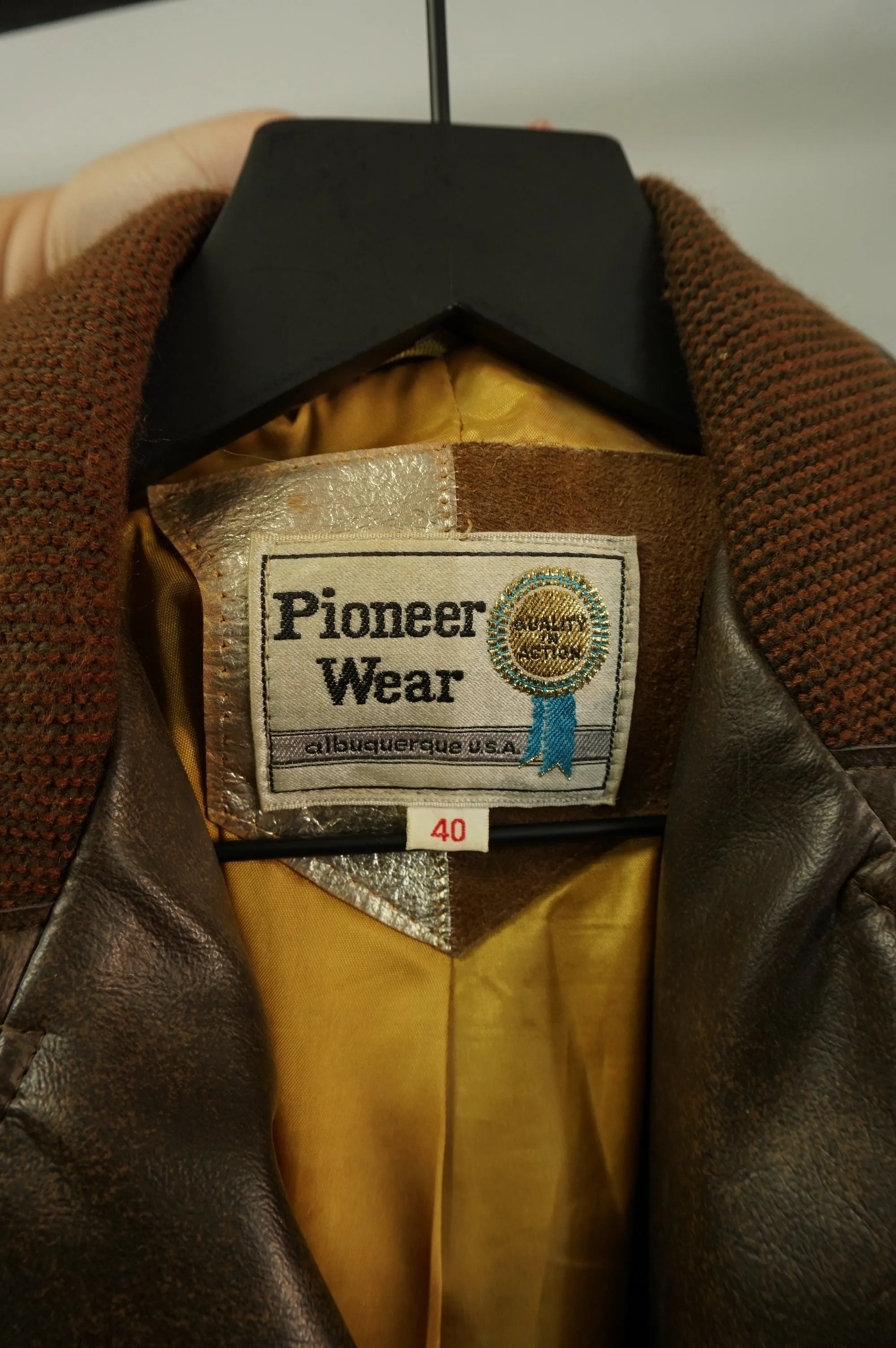 (M) Pioneer Wear Fringe Leather Jacket