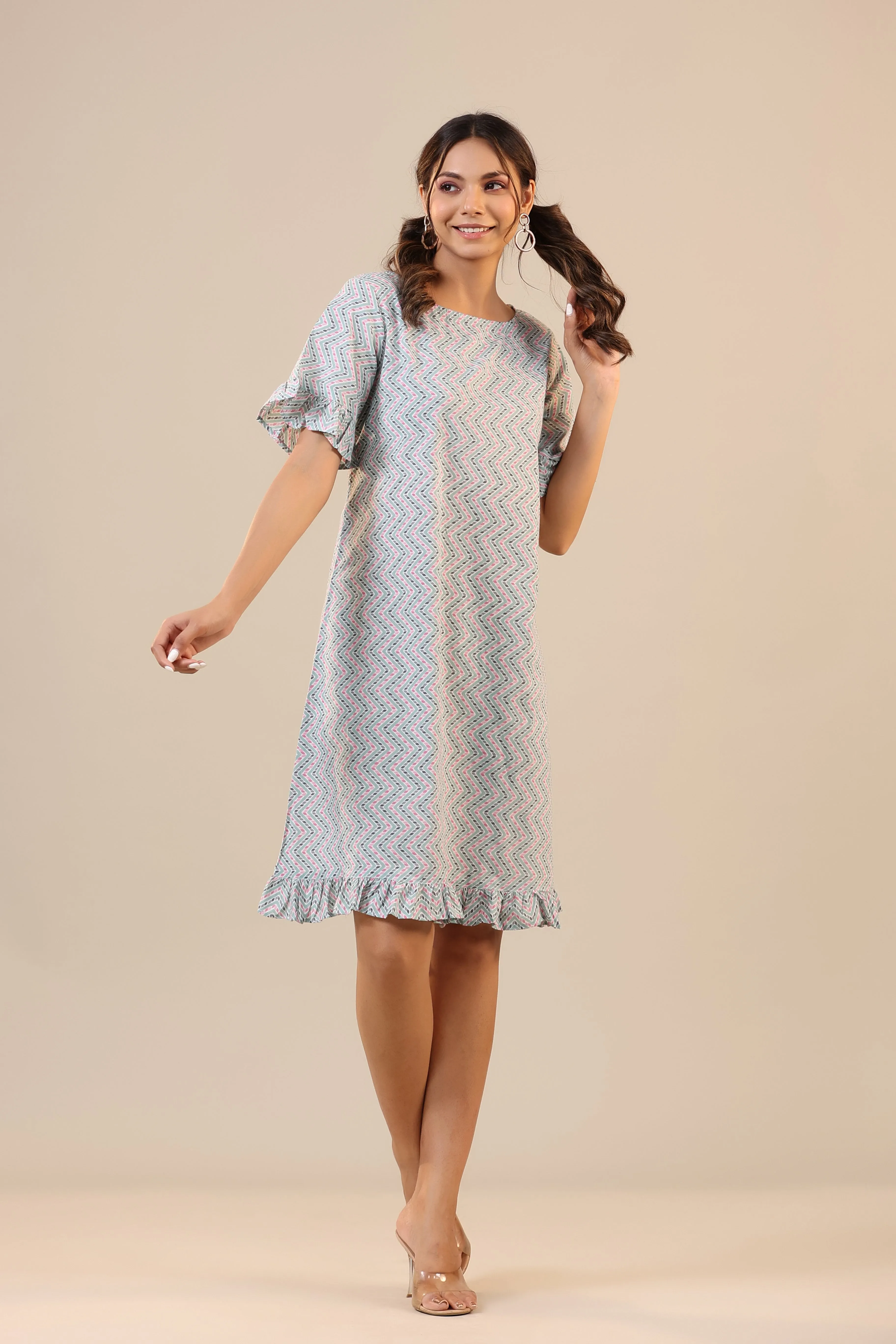 Parallel Zigazag Stripes on Light Blue T-shirt Dress