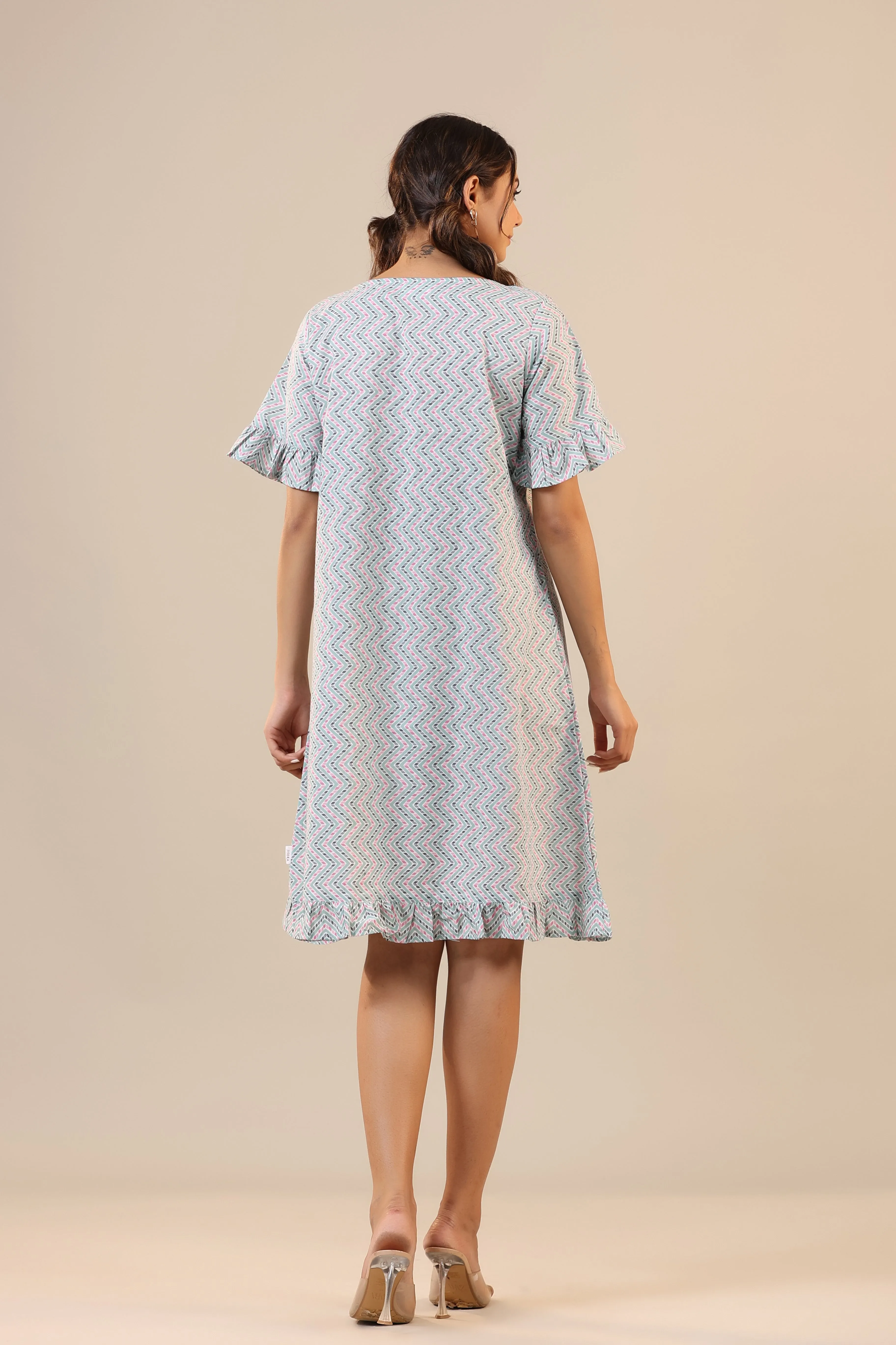 Parallel Zigazag Stripes on Light Blue T-shirt Dress