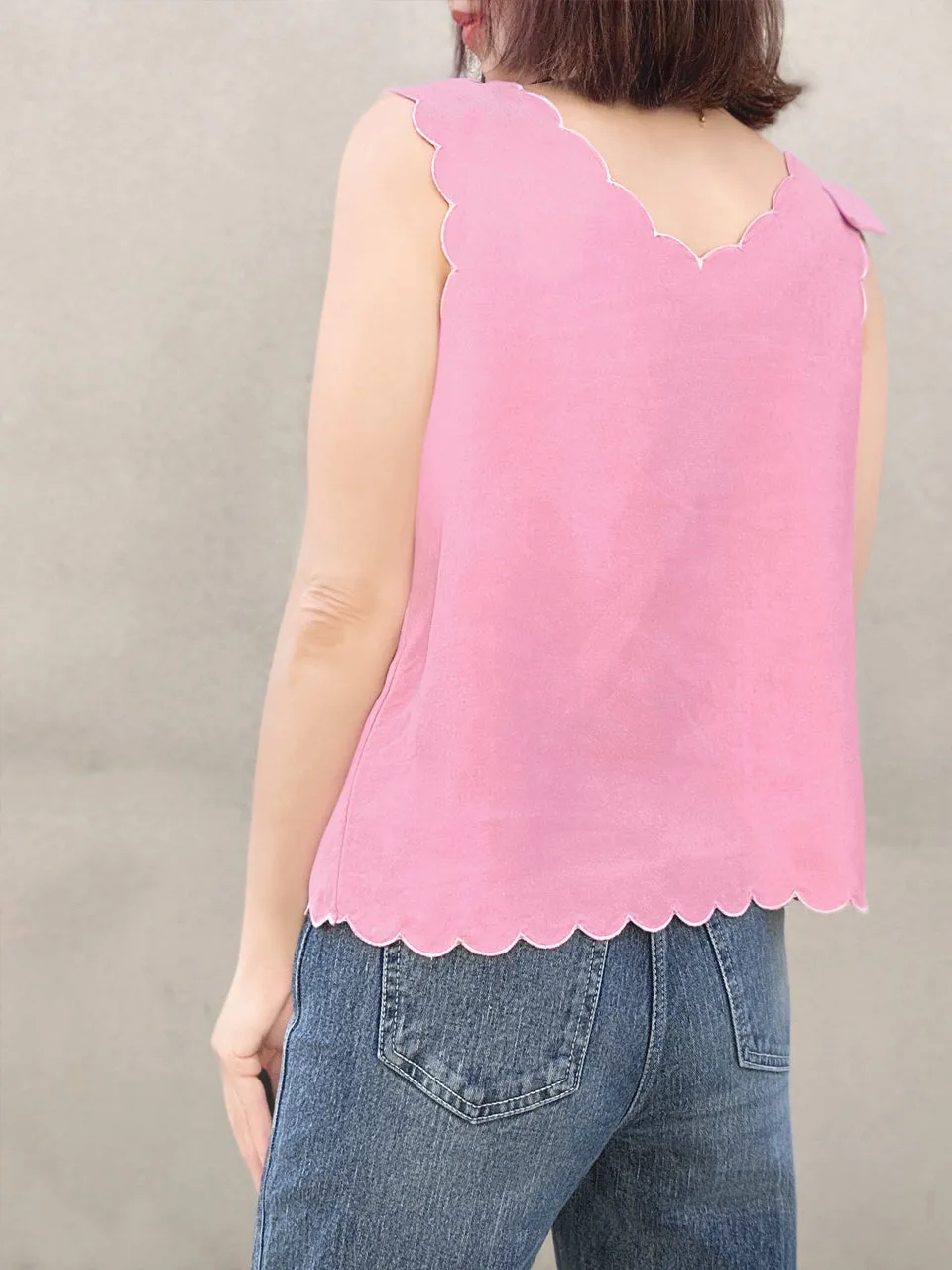 Pink Scallop V-neck Silk Tank With Removable Bow