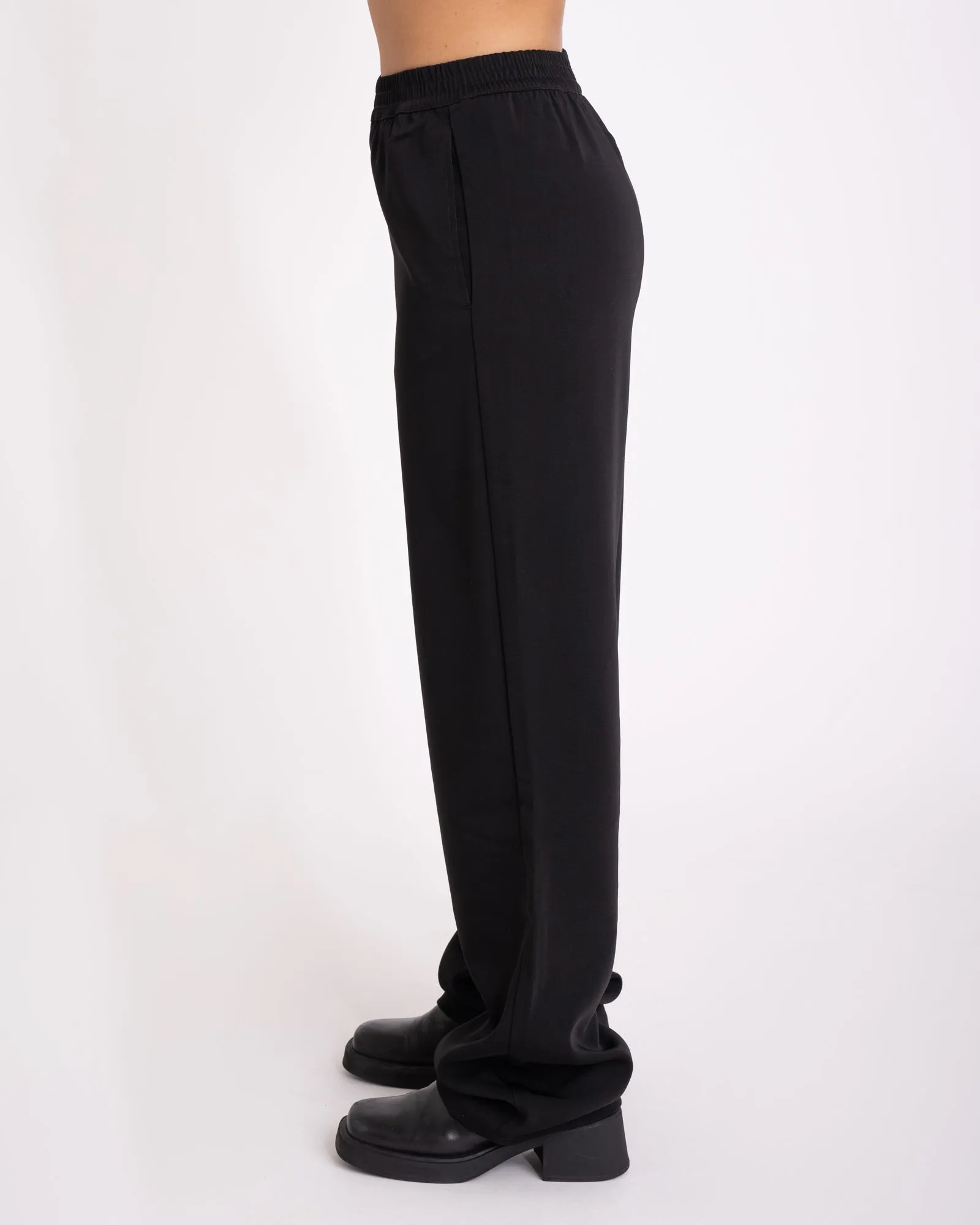 Poppy Regular Pant Black