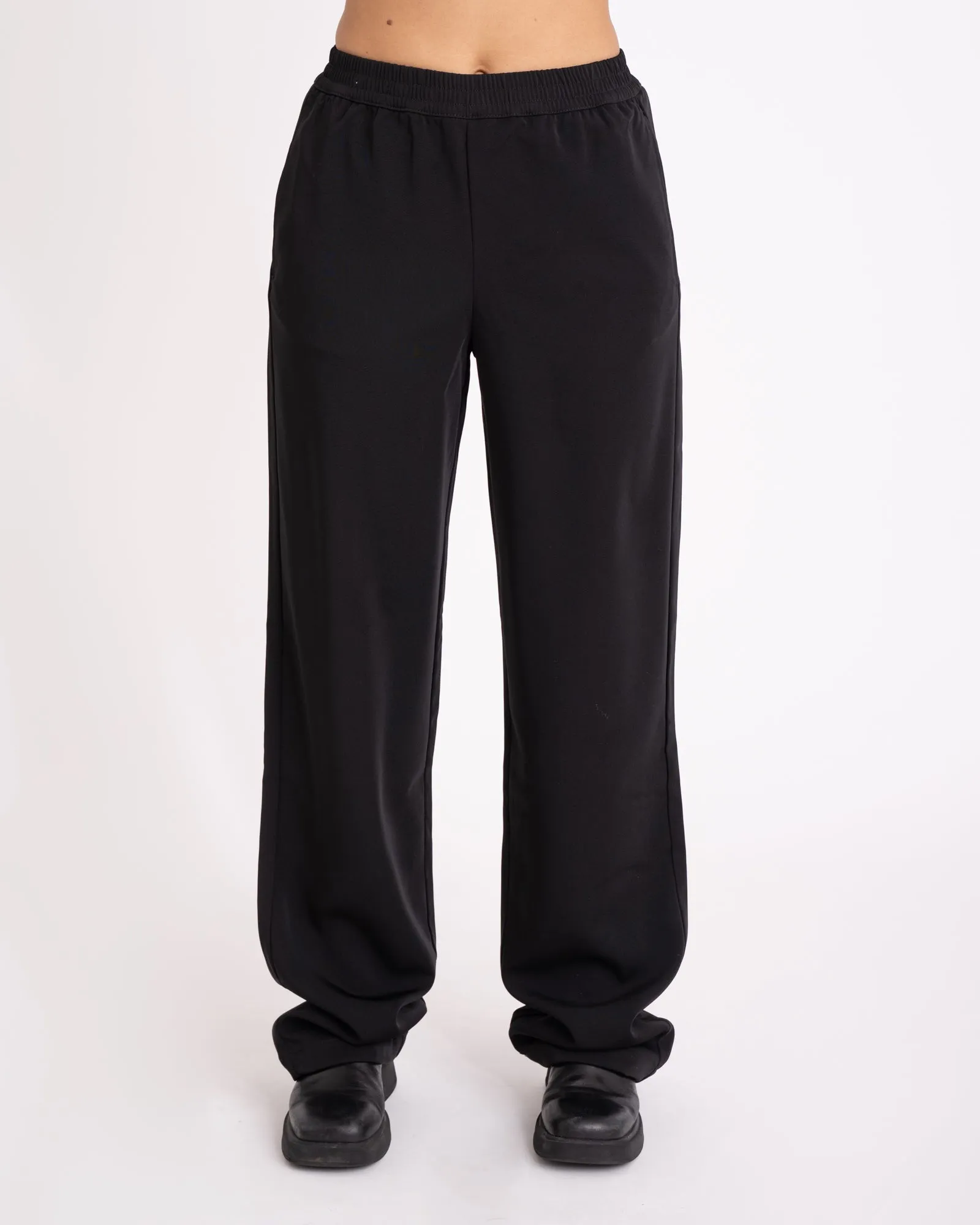 Poppy Regular Pant Black